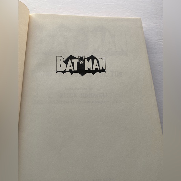 Batman with Robin The Boy Wonder From the 30’s to the 70s hardcover Bridwell - Picture 4 of 17